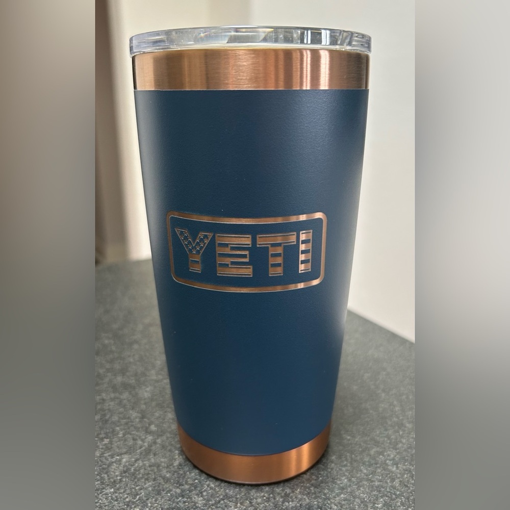 NEW - NWT - YETI 20 oz Tumbler - FOH Limited Edition (Navy) with Copper Detail